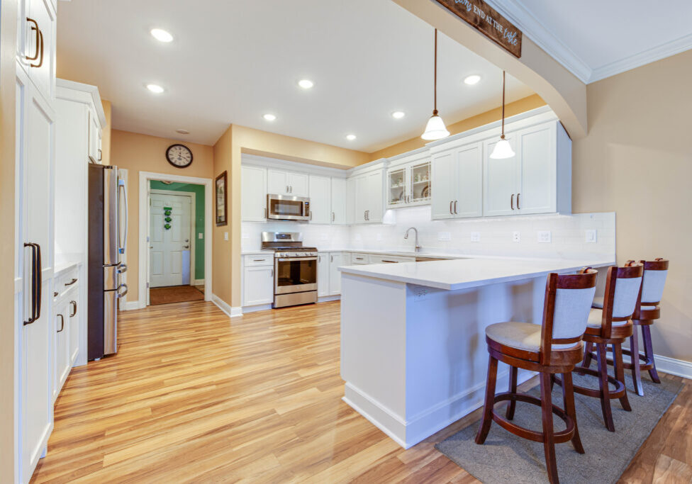 Carrara Blanco Quartz Bathroom Countertops